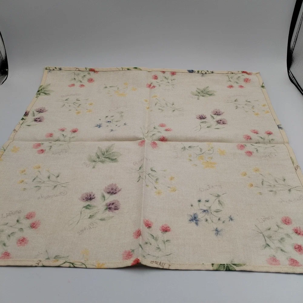 Set of 4 Vintage Botanical Herb Cloth Napkins 17